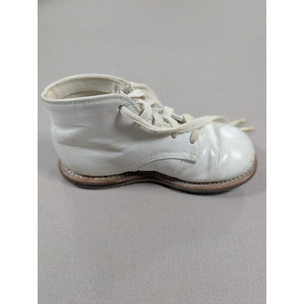 Vintage Edwards Shoes for Children White Leather Baby Shoes High Top Lace Up